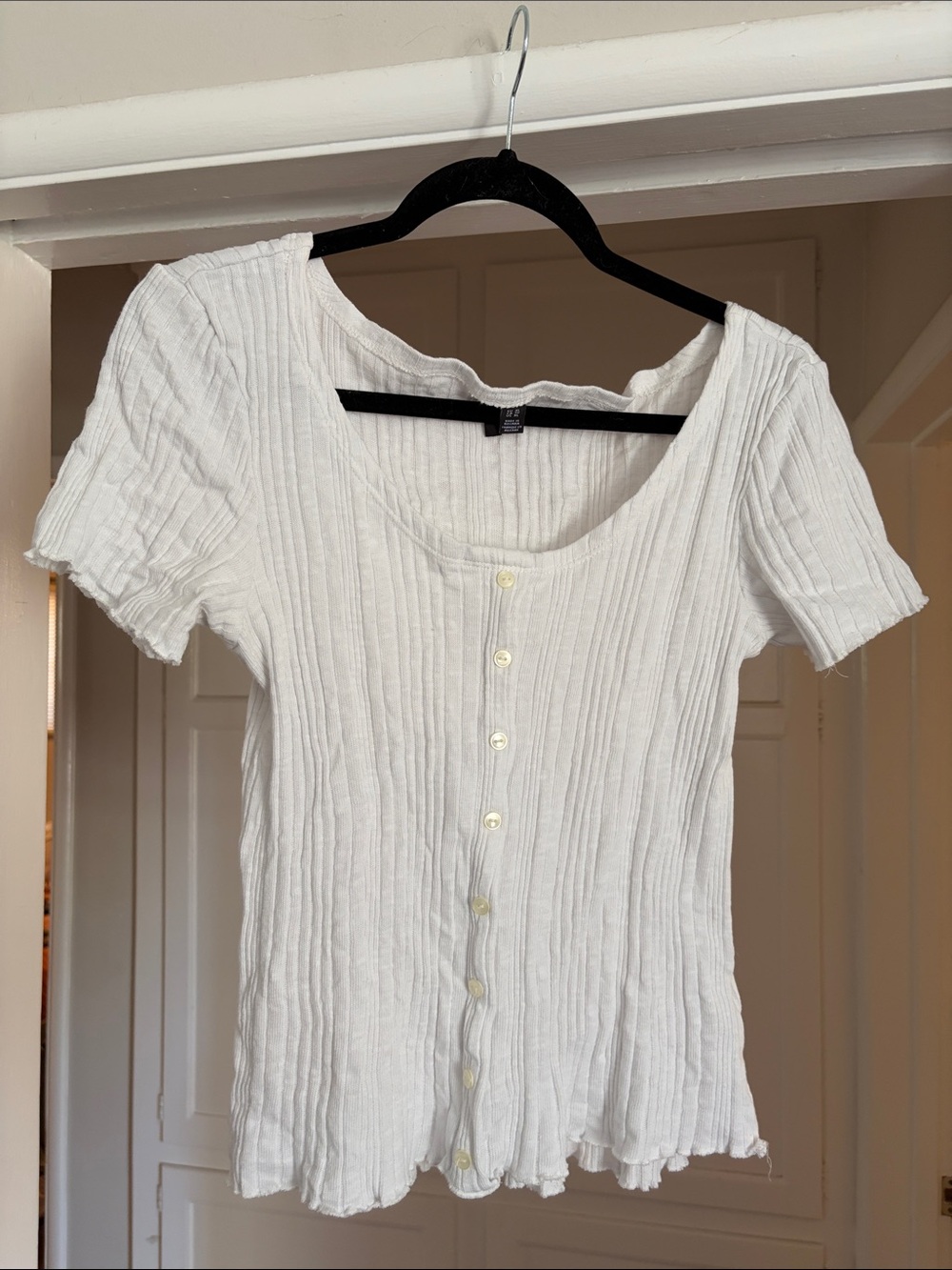 Vero Moda White Ribbed Short-Sleeve Button-Down Top